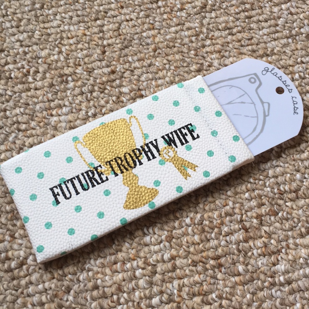 NWT! Future Trophy Wife Sunglasses Case